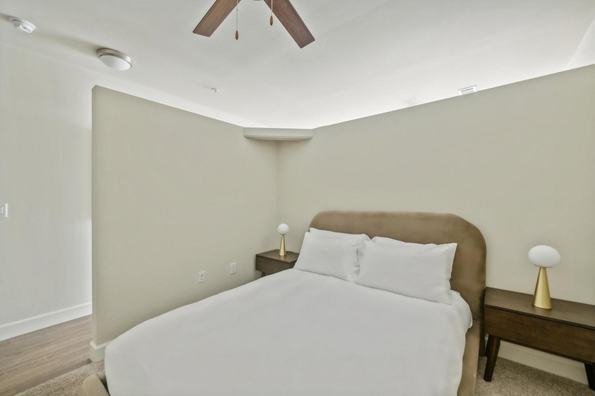 Kasa At Berkshire Village District Raleigh Room photo